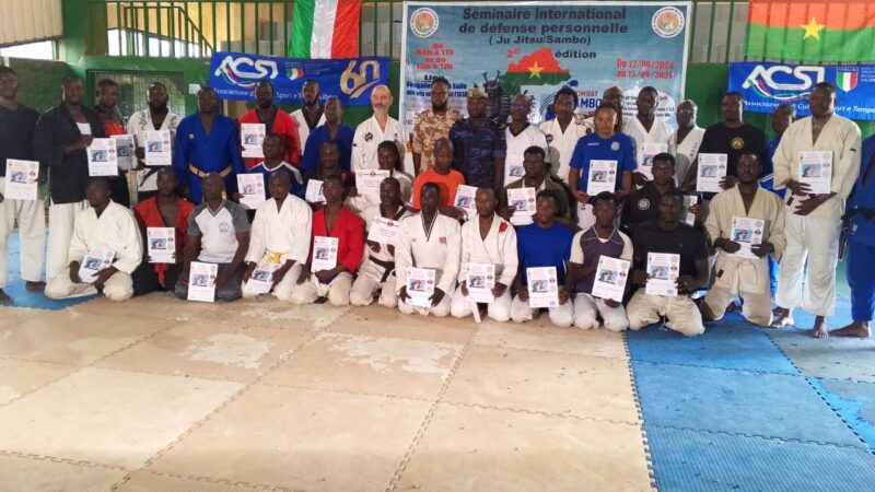 2e Edition du séminaire international de défense personnelle : Une soixantaine d’apprenants se familiarisent avec le Ju Jitsu