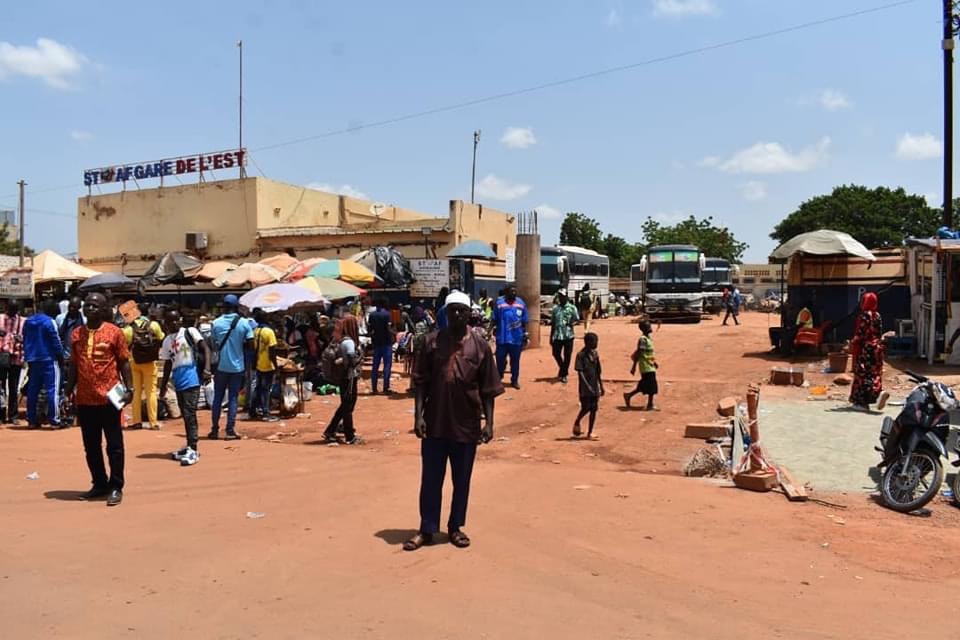 Ouagadougou/Burkina : La Brigade de la police de l’hygiène renforce la sensibilisation dans les gares routières