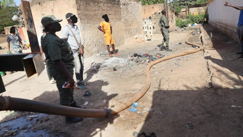 Ouagadougou : Une citerne de vidange interceptée en flagrant délit de pollution