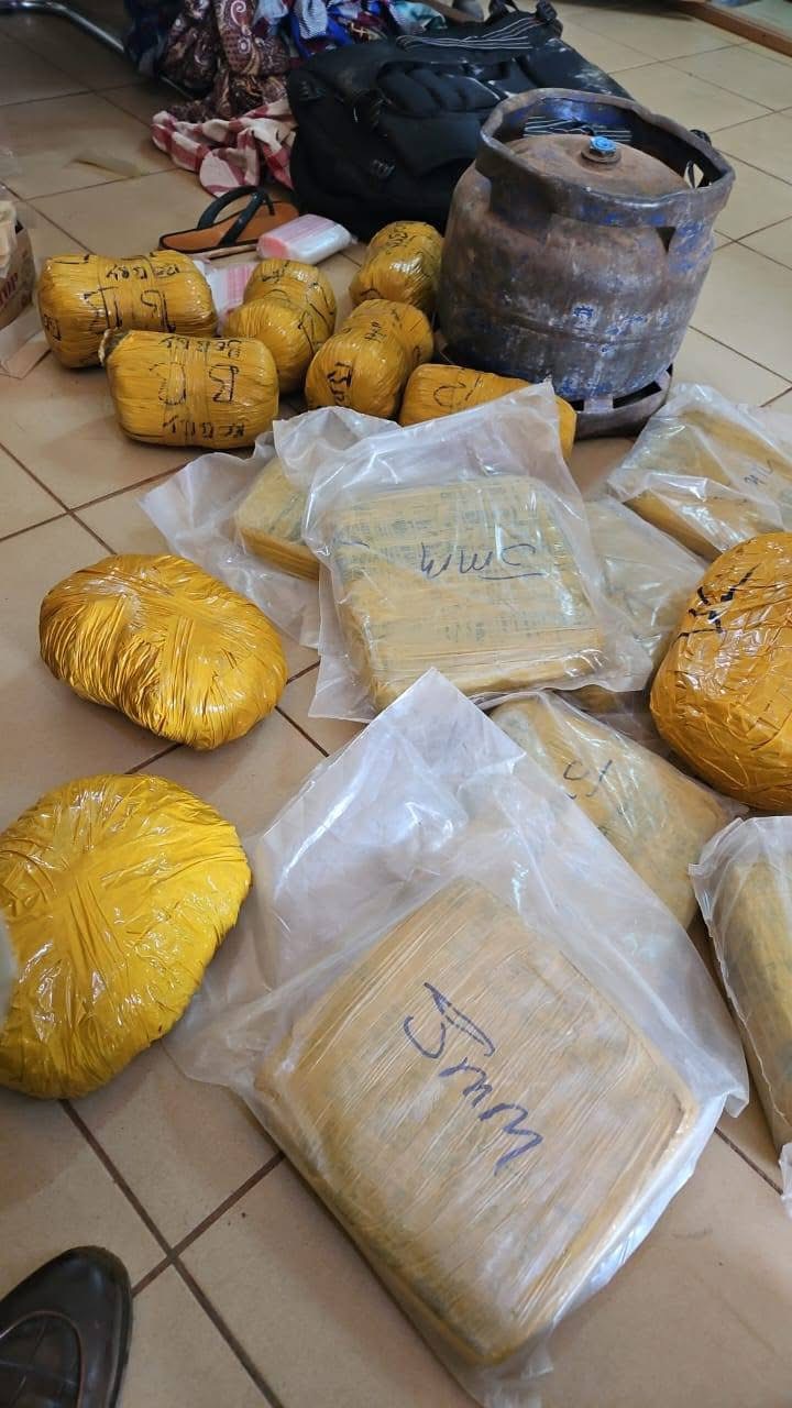 Lutte contre le trafic illicite : La Douane burkinabè saisit pour 166 millions FCFA de faux médicaments et de drogue