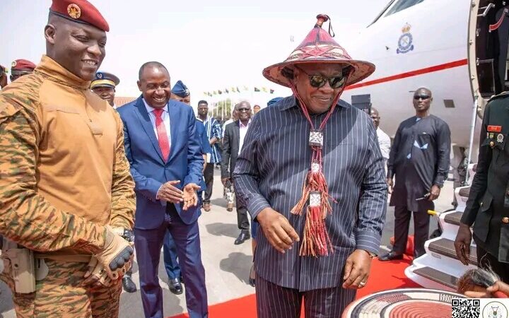 Coopération Burkina Faso-République du Ghana : John Dramani MAHAMA en visite à Ouagadougou