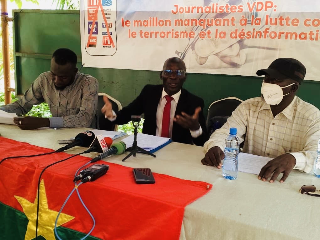 Guerre de communication: Idrissa Nogo met en place le Front des journalistes VDP