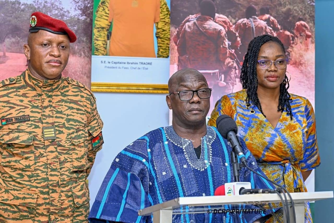 𝐄́𝐯𝐚𝐥𝐮𝐚𝐭𝐢𝐨𝐧 𝐝𝐞𝐬 𝐜𝐨𝐧𝐭𝐫𝐚𝐭𝐬 𝐝’𝐨𝐛𝐣𝐞𝐜𝐭𝐢𝐟𝐬 𝟐𝟎𝟐𝟓 : 𝐮𝐧 𝐭𝐚𝐮𝐱 𝐝’𝐞𝐱𝐞́𝐜𝐮𝐭𝐢𝐨𝐧 𝐝𝐞 𝟓𝟎,𝟑𝟔 % 𝐩𝐨𝐮𝐫 𝐥𝐞 𝐦𝐢𝐧𝐢𝐬𝐭𝐫𝐞 𝐀𝐝𝐚𝐦𝐚 𝐋𝐮𝐜 𝐒𝐨𝐫𝐠𝐡𝐨