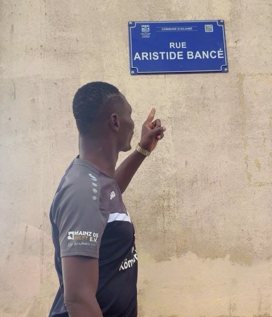 Abidjan/Côte d’Ivoire: Une rue baptisée au nom d’Aristide Bancé, l’international burkinabè honoré par la commune d’Adjamé