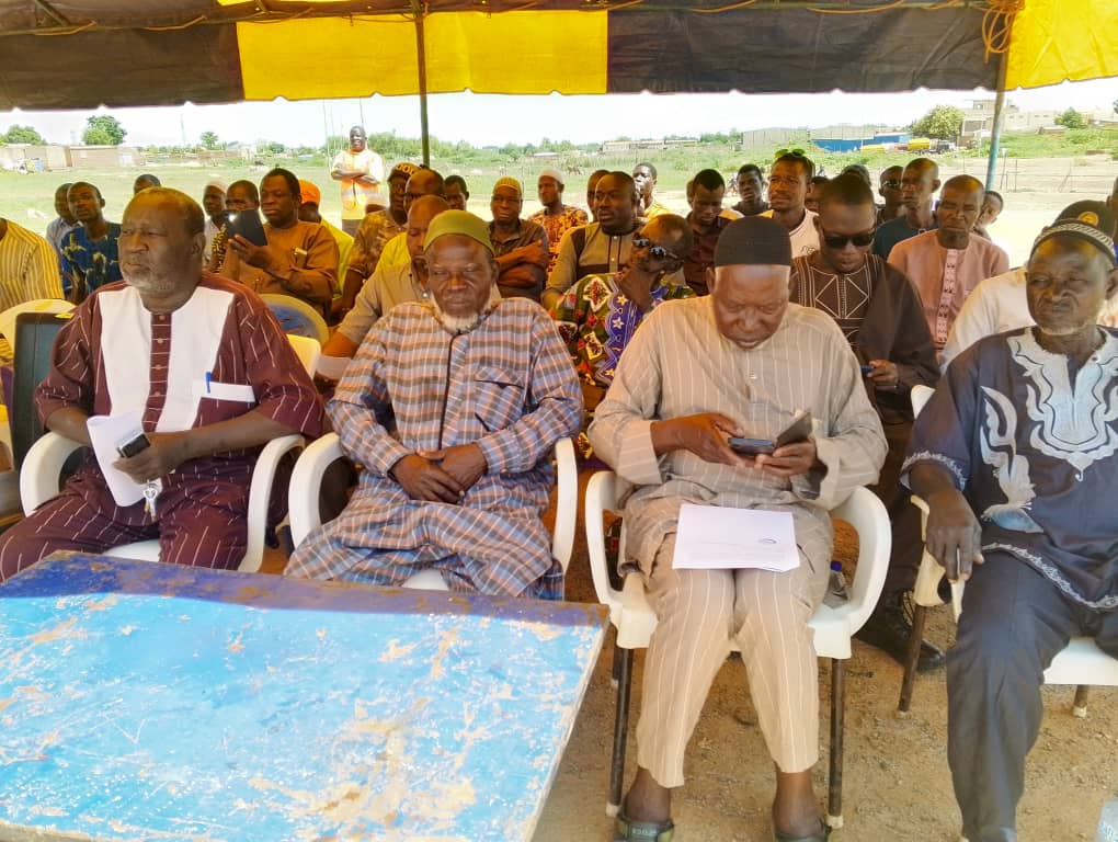 Les habitants lors de la conférence de presse 