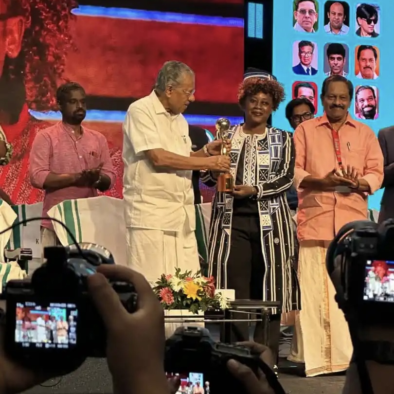 Média : Mariam Ouédraogo de Sidwaya sacrée « Personnalité médiatique internationale de l’année » en Inde