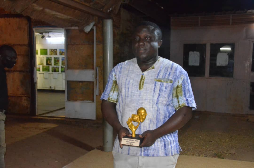 Clôture de focal d&rsquo;Afrique 2025: Herman Frédéric Bassolé remporte  l&rsquo;or avec sa « Danse des grains au vent »