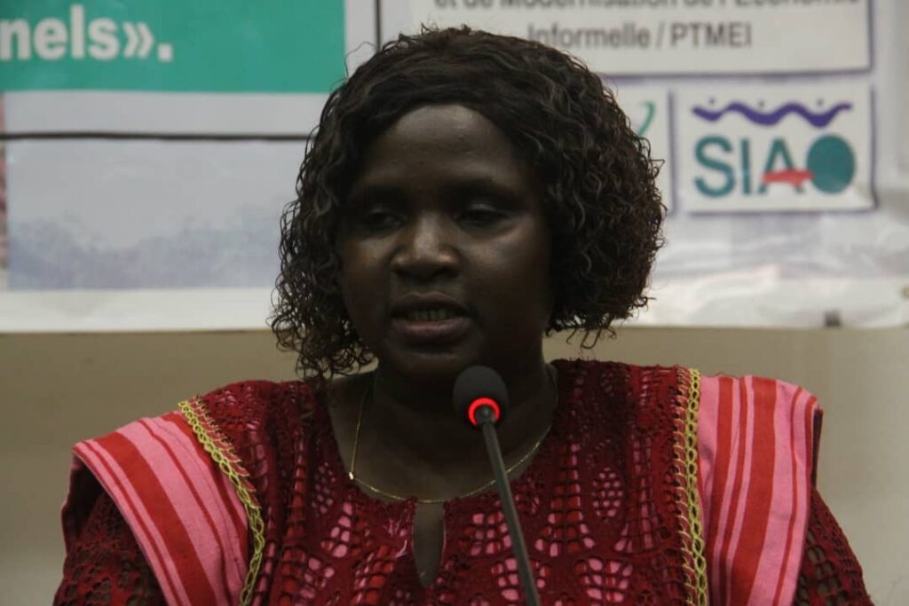 Brigitte Ouédraogo, chargée de mission du président du Faso, a salué les artisans pour l’organisation du panel
