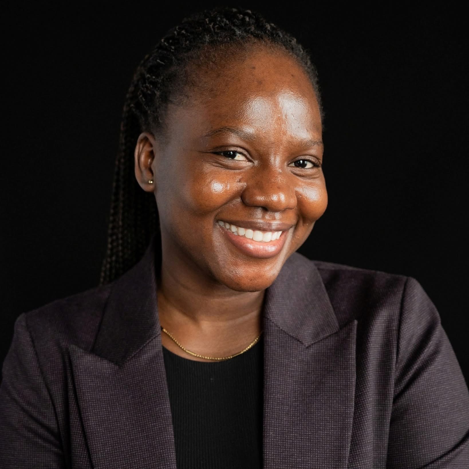 Distinction académique : Wend-Nèyellé Flora Ines Zongo honorée par la Cour suprême du Canada