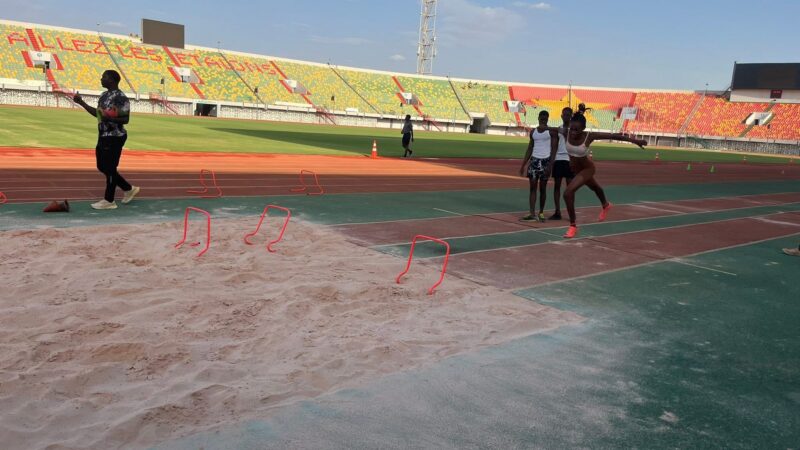 Athlétisme/Burkina : les athlètes du Kadiogo retrouvent le tartan du Stade du 4-Août