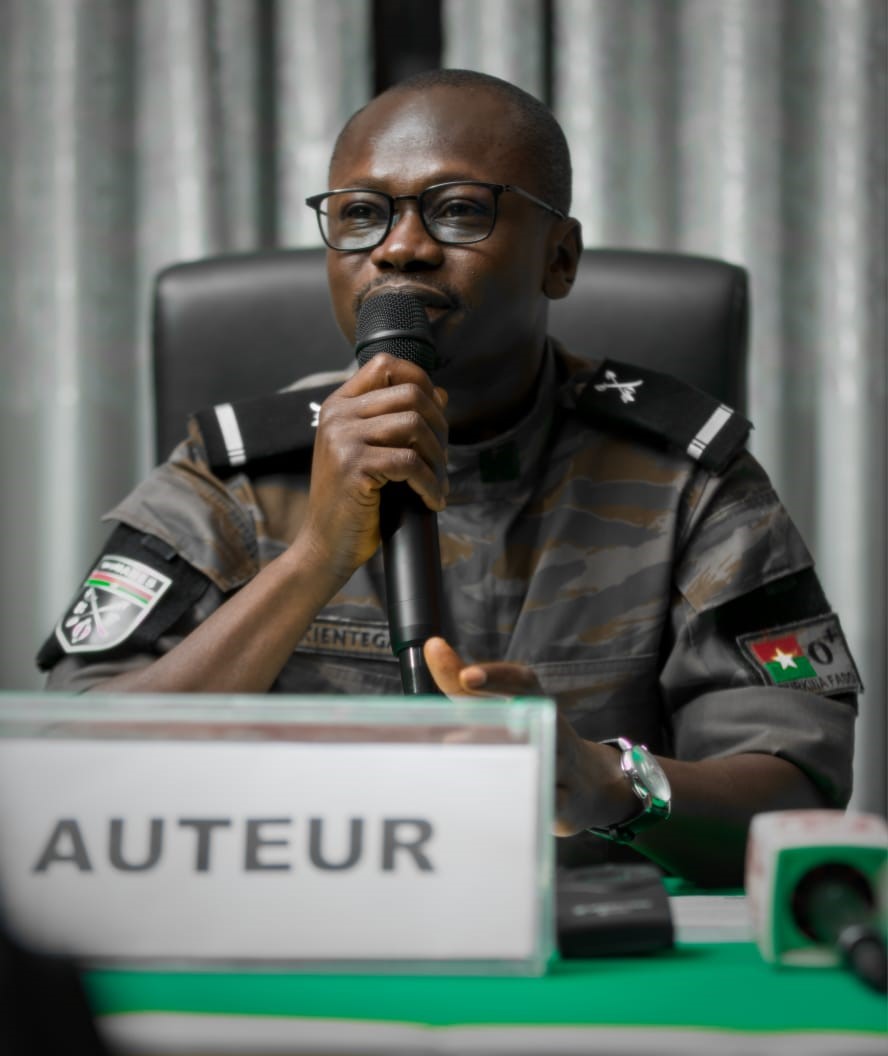 Littérature/Dramane Kientega : Ecrire pour rester éveillé face aux fractures du monde