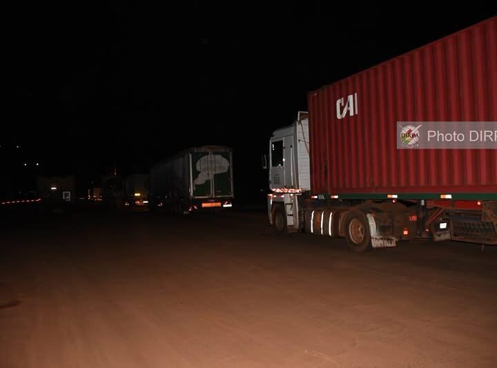 Mali : les FAMa sécurisent un impressionnant convoi de 940 camions sur l’axe Kayes-Bamako