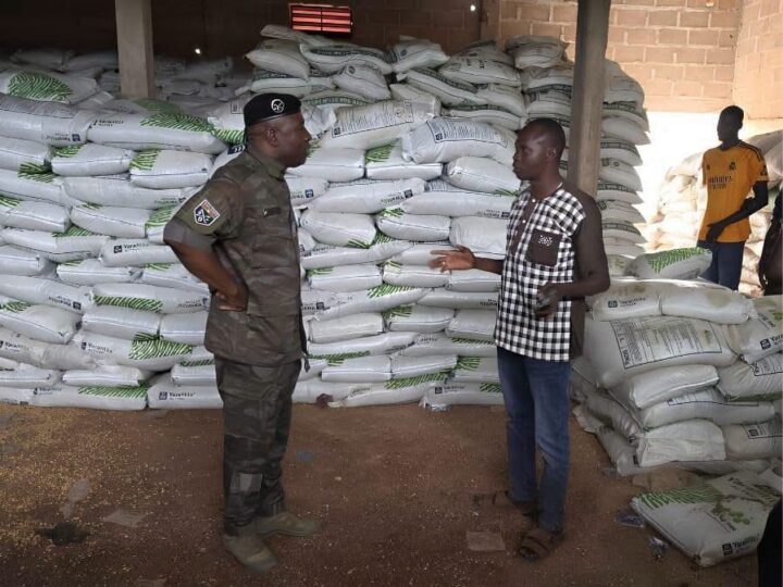 Burkina Faso : plus de 300 tonnes d&rsquo;engrais de contrebande saisies à Léo